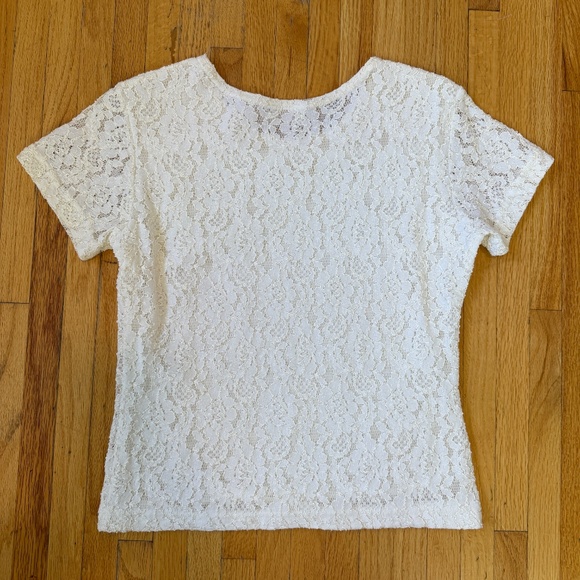 Sweet Vintage Y2K white lace teeš¤ - Picture 5 of 8